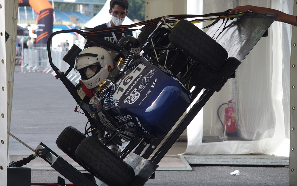 ufv racing team coche 2020