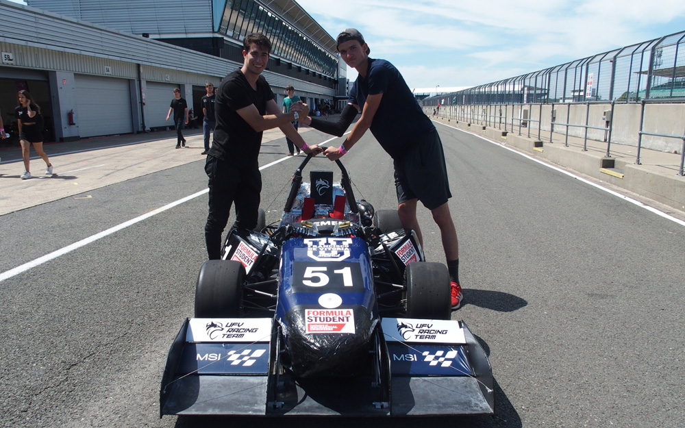 ufv racing team coche 2022
